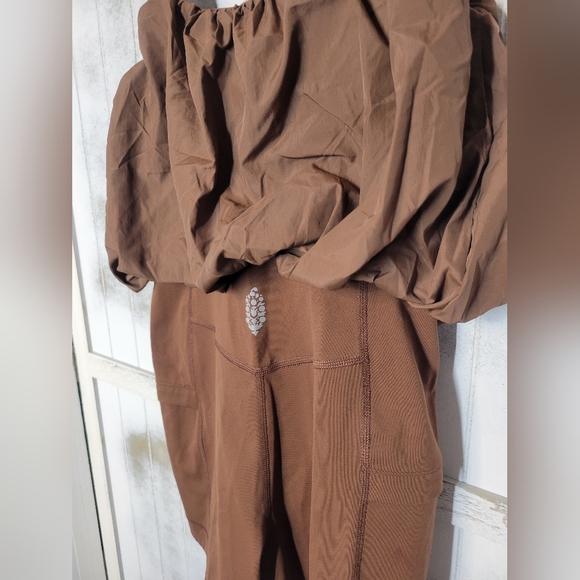 Nwot Free People Bubble Trouble Onsie Brown - Picture 3 of 6